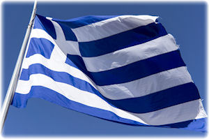 Die griechische Flagge in den Farben Blau und Weiß.