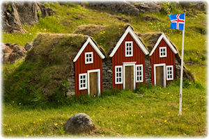 Kleine Hütten in Island.