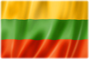 Die Flagge Litauens: Gelb oben, in der Mitte Grün und am Boden Rot.