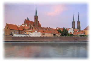 Polen bietet viele Möglichkeiten, die Zeit angenehm zu verbringen Bild auf eine Stadt in Polen