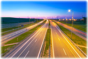 Polen weist mittlerweile eine angenehme Infrastruktur auf Blick auf eine polnische Autobahn
